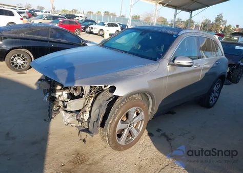 2019 Mercedes-Benz Glc 300 z USA, uszkodzony, nr VIN WDC0G4JB1KV157202